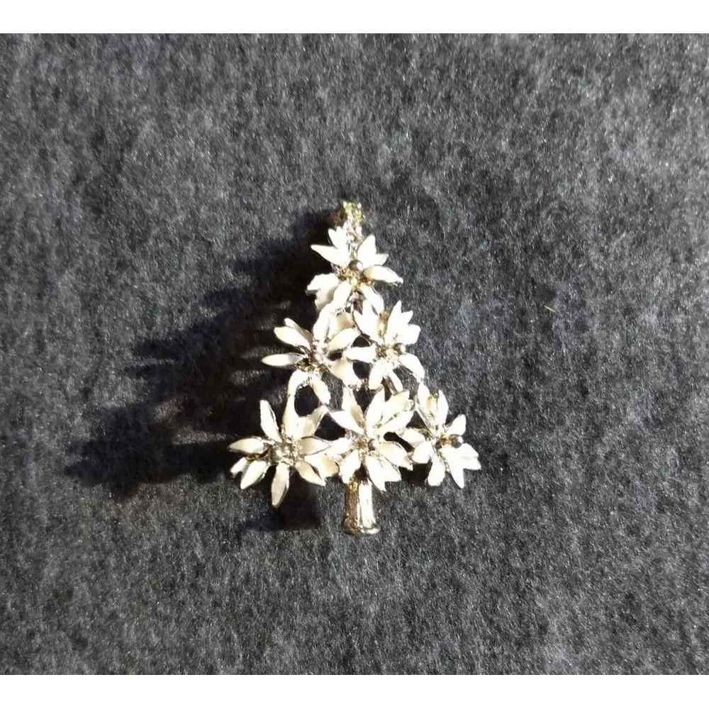 LIA Lianna White Enamel Poinsettia Christmas Tree Brooch Rhinestone Star Box VTG